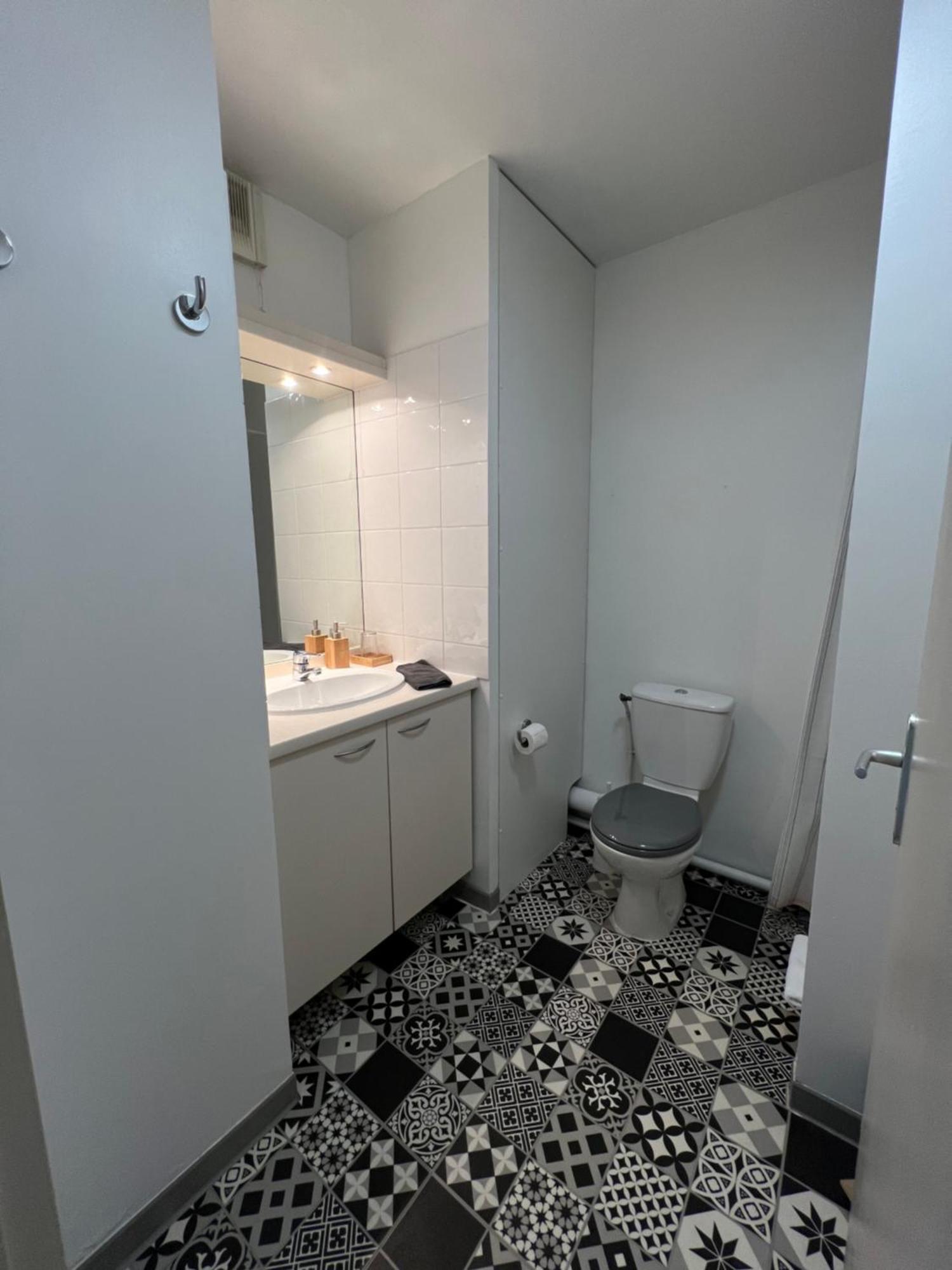 Appart'Hotel - Gare Tgv - Courtine - Confluence - 218 Avignone Esterno foto